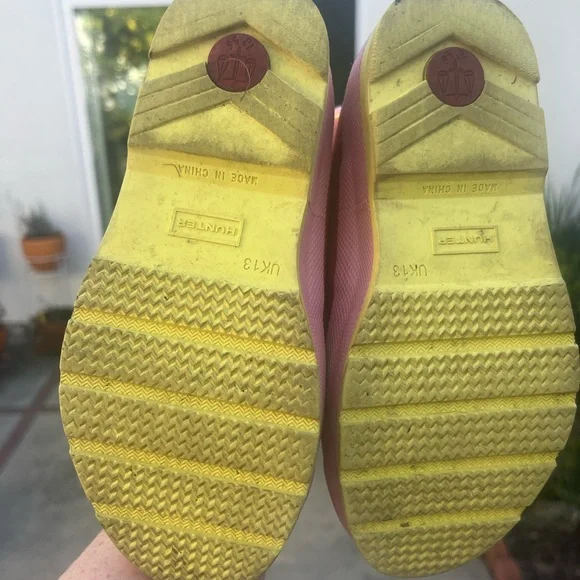 Hunter Kids Boots in Orange and Pink - Picture 6 of 7